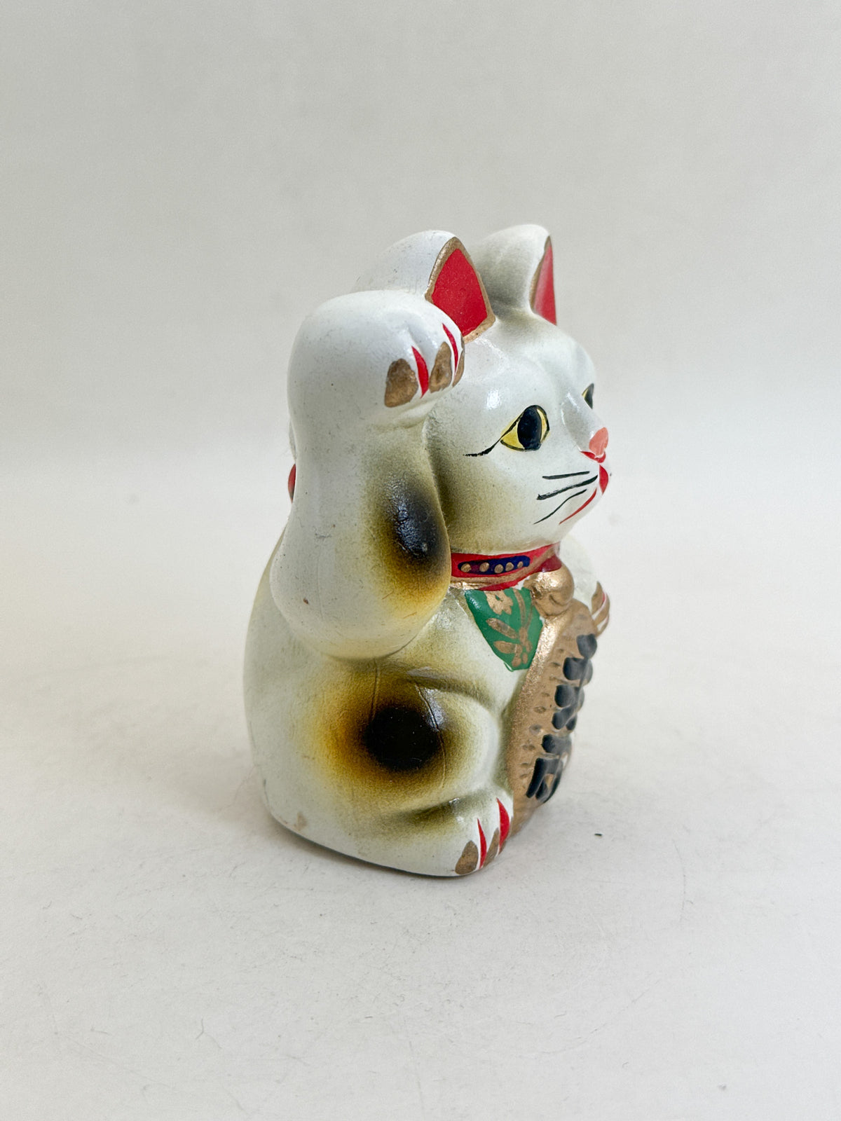 FT609 - Tokoname Ware Maneki Neko 常滑焼