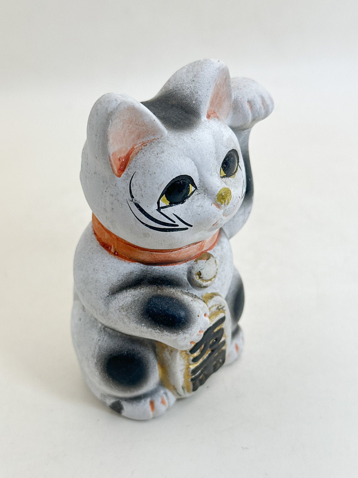 FT613 - Maneki Neko Clay Figurine 土人形