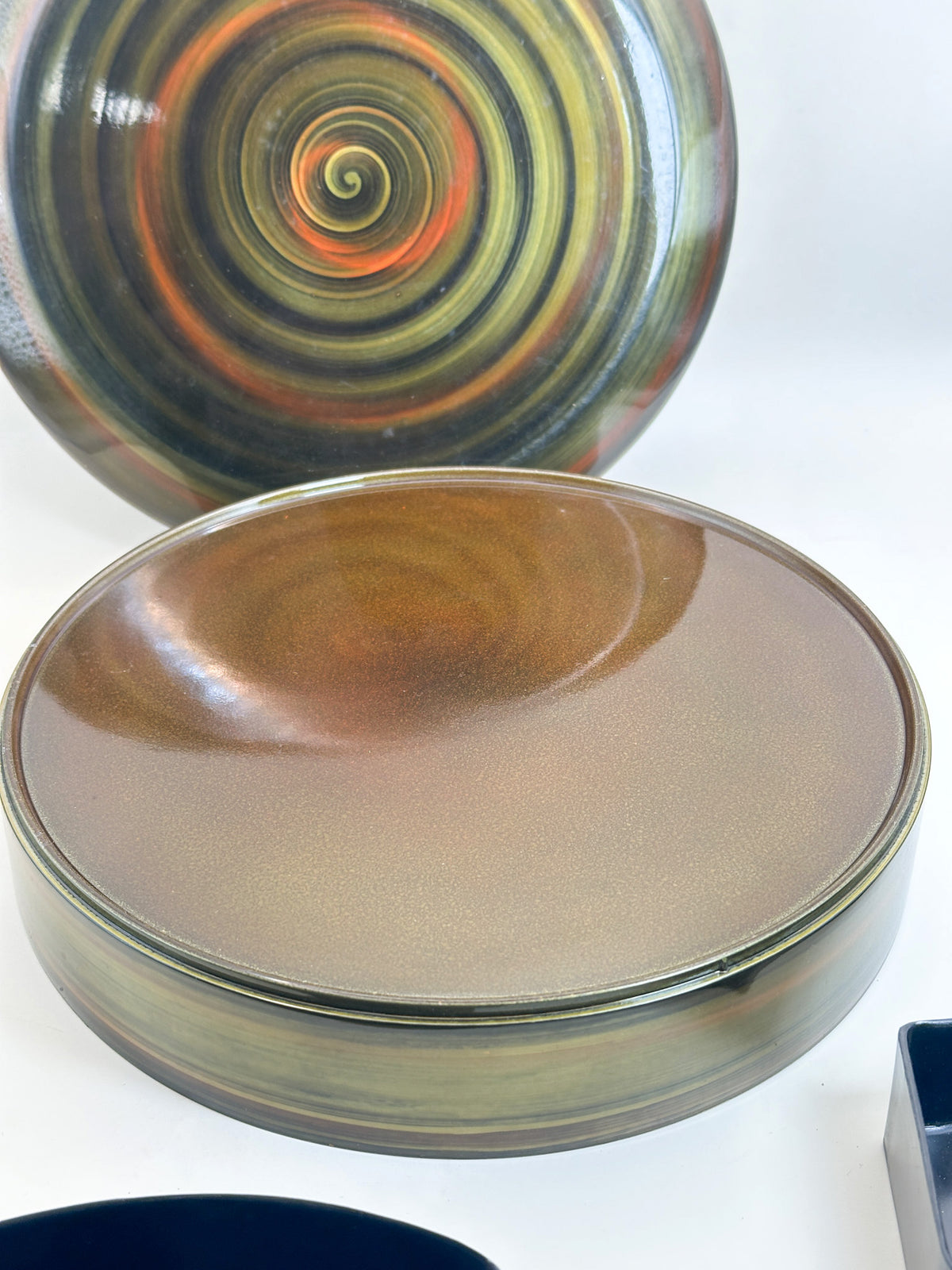 TB451 - Koma-nuri Lacquer-Style Confectionery Box 独楽塗