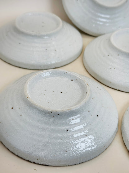 TB287 - Lot de petites assiettes Mino-yaki 美濃焼