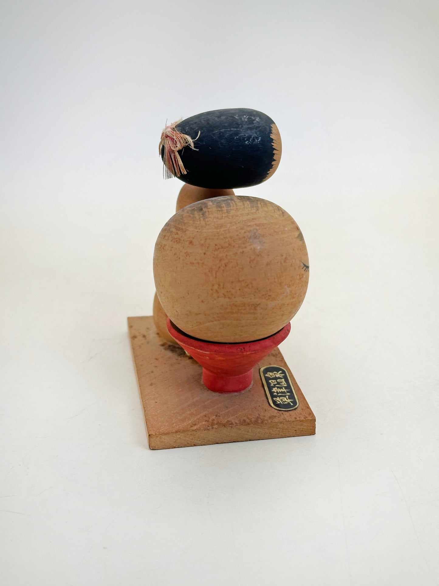 K10225 - Kokeshi Souvenir de Kusatsu Onsen 草津温泉