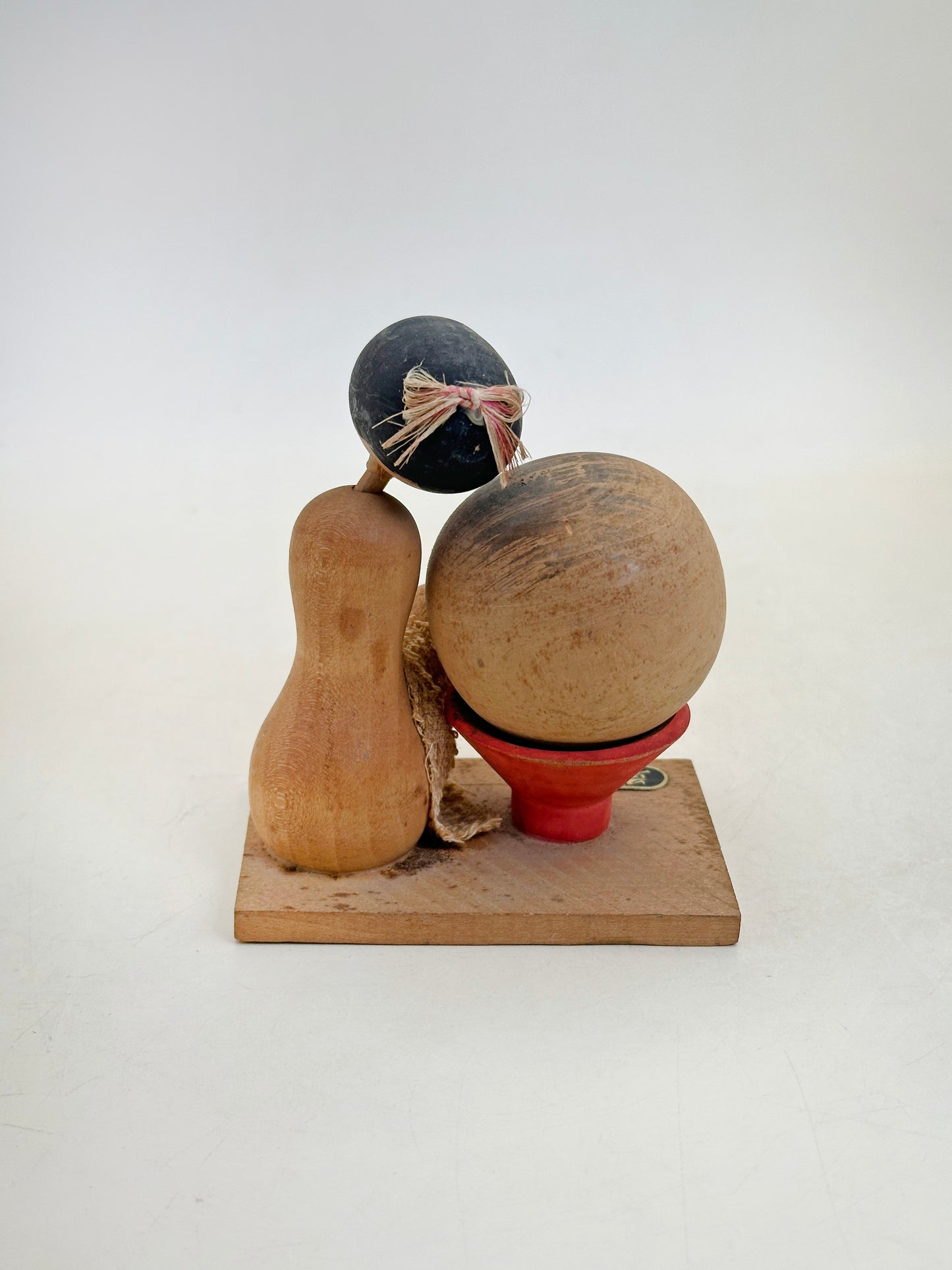 K10225 - Kokeshi Souvenir de Kusatsu Onsen 草津温泉