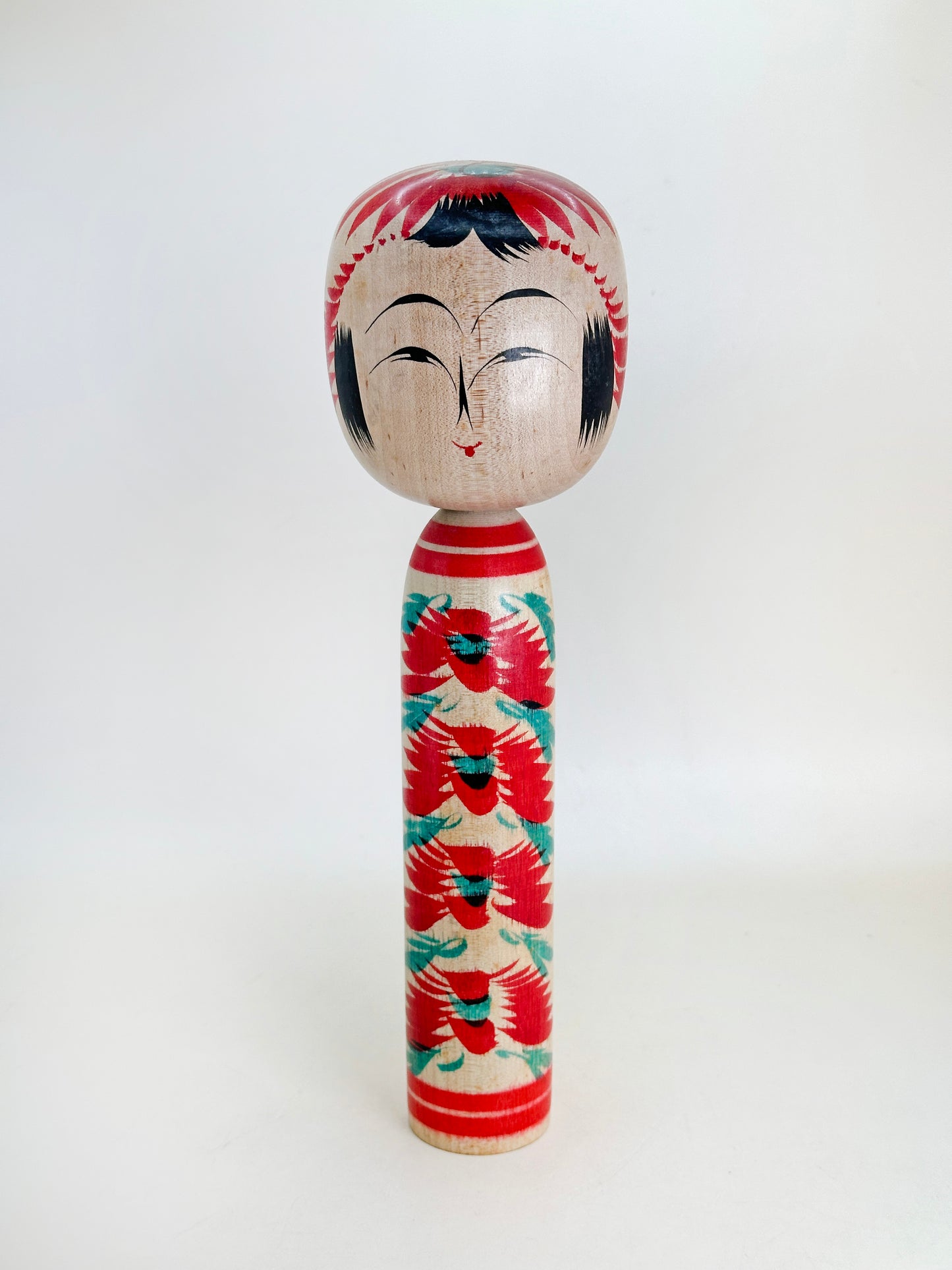 K25119 - Togatta Kokeshi by Tetsuro Sato 佐藤哲郎