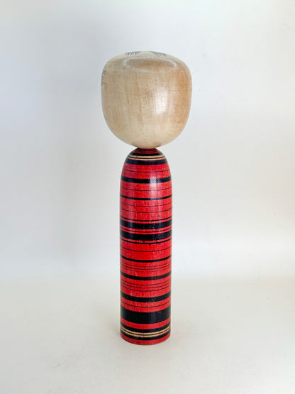 K25120 - Sosaku Shingata Kokeshi by Taikichi 太吉