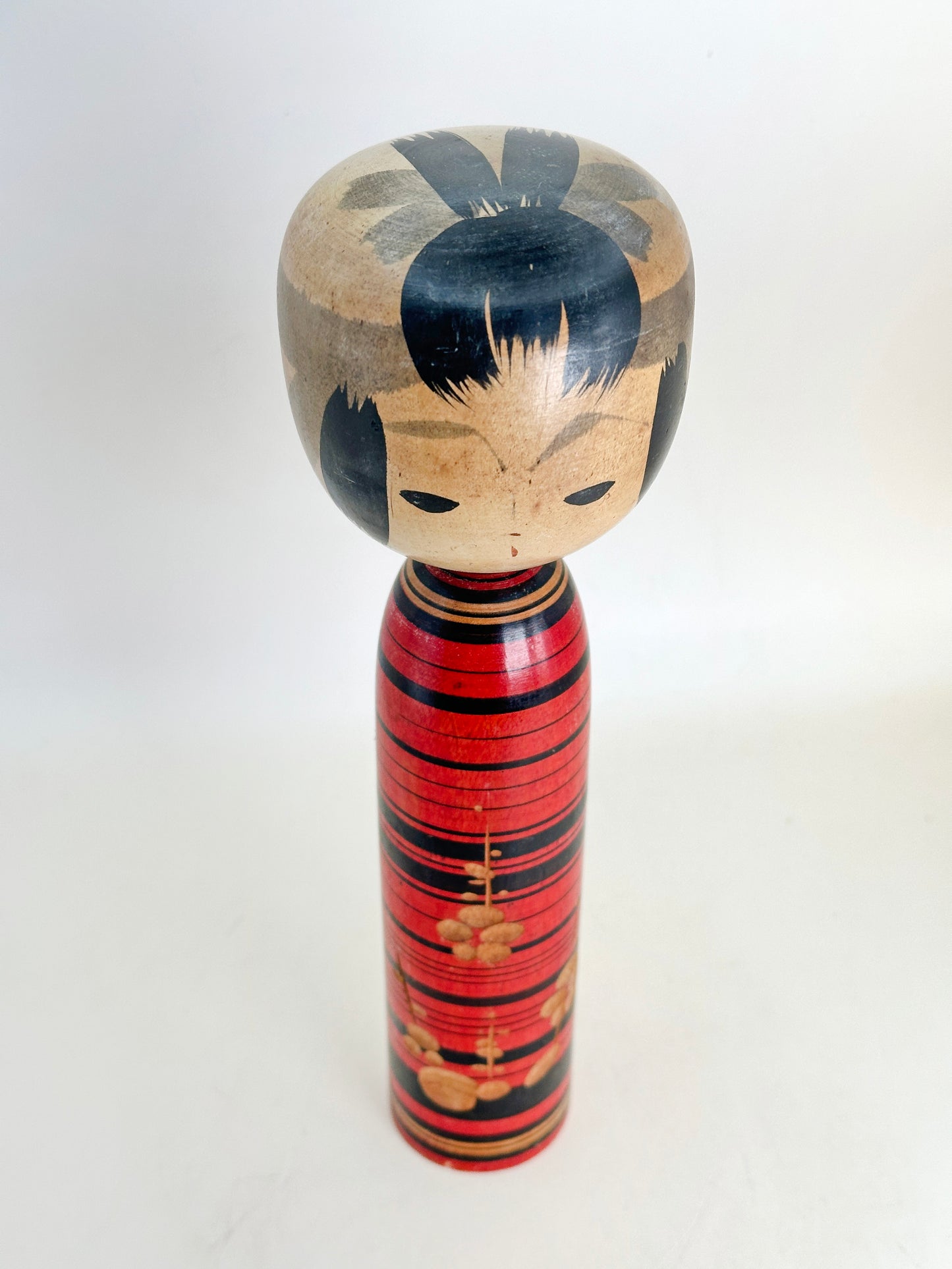 K25120 - Sosaku Shingata Kokeshi by Taikichi 太吉