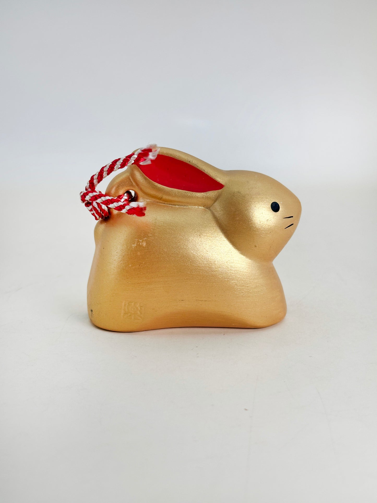 CB184 - Rabbit Dorei Bell – Yakushigama 薬師窯