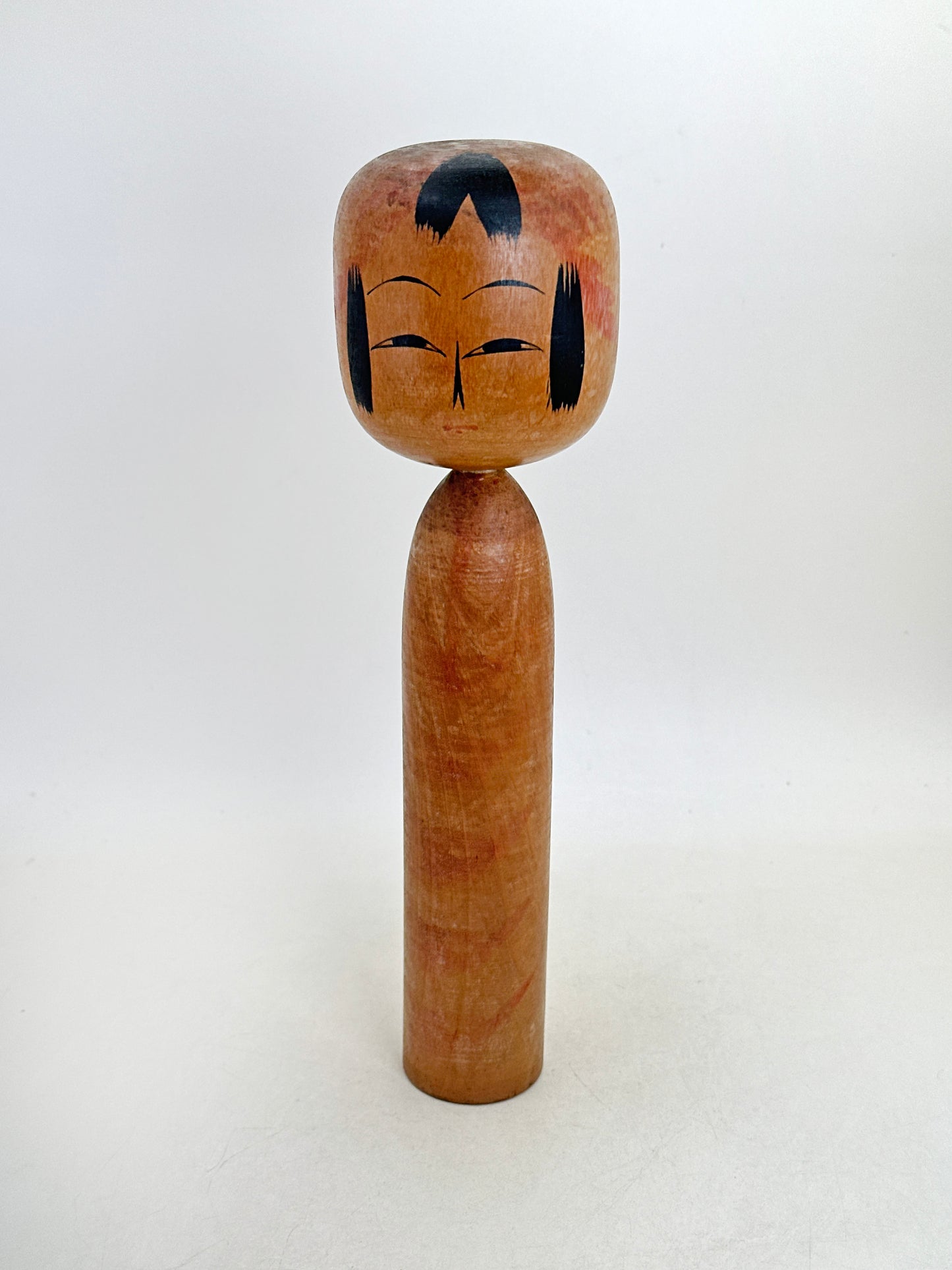 K25179 - Kokeshi Togatta par Yoshiaki Sato 佐藤好秋