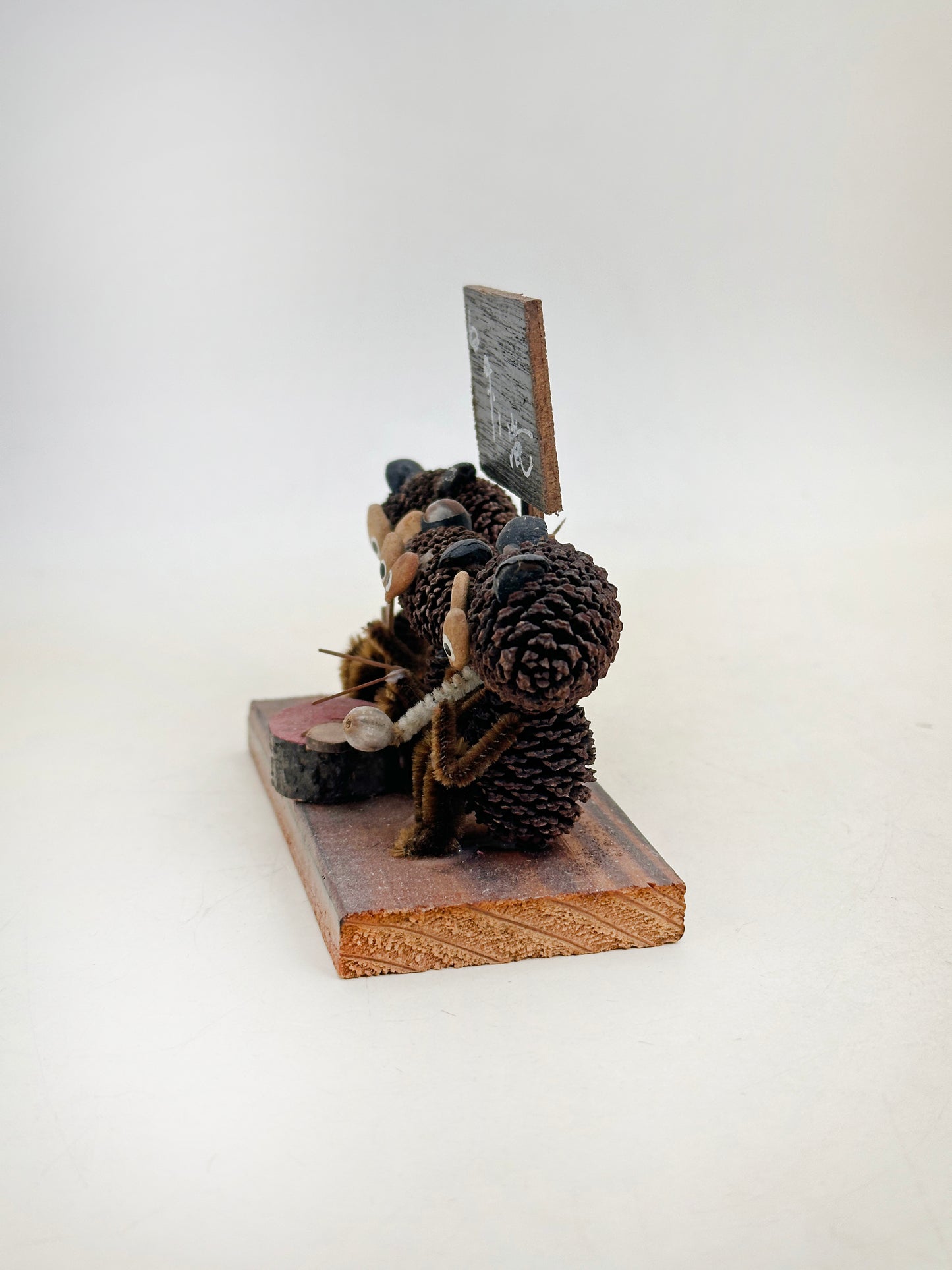 K10228 - Omiyage Kokeshi des chutes de Shiraito 白糸の滝
