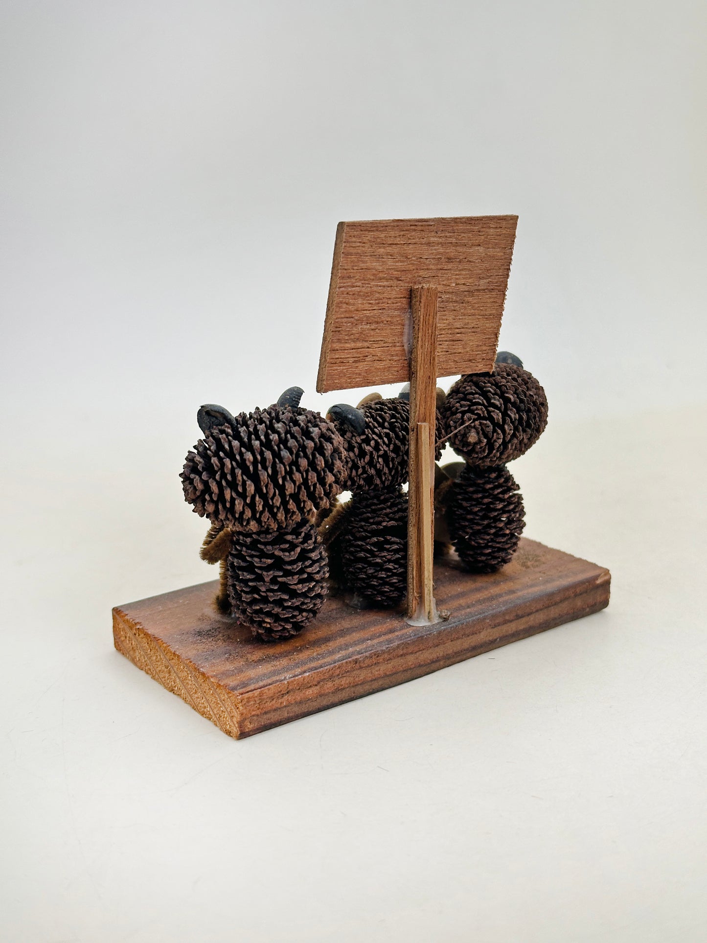 K10228 - Omiyage Kokeshi des chutes de Shiraito 白糸の滝