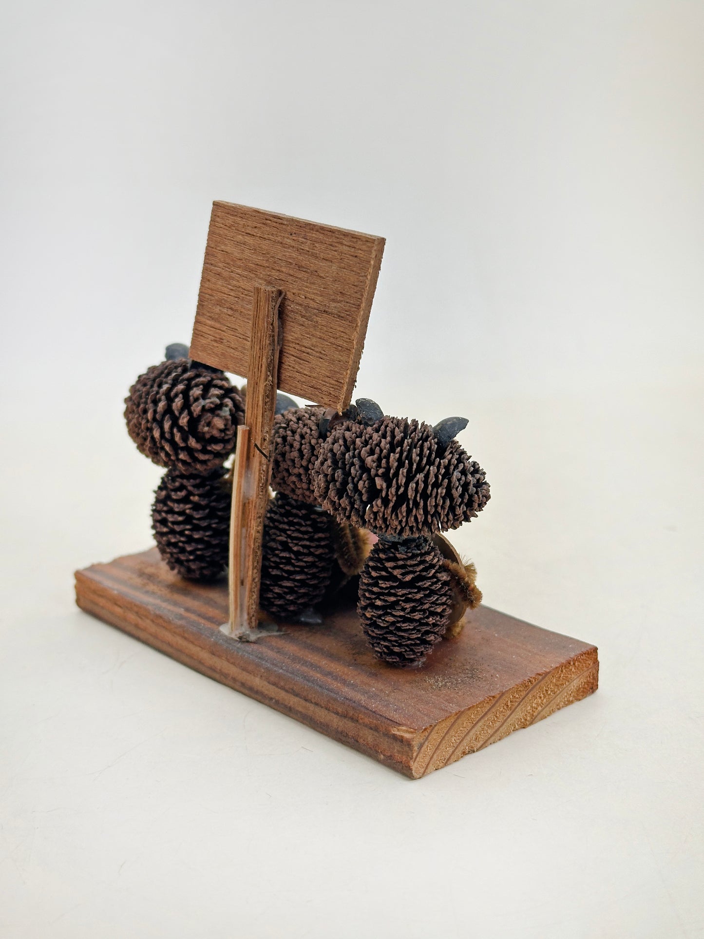 K10228 - Omiyage Kokeshi des chutes de Shiraito 白糸の滝