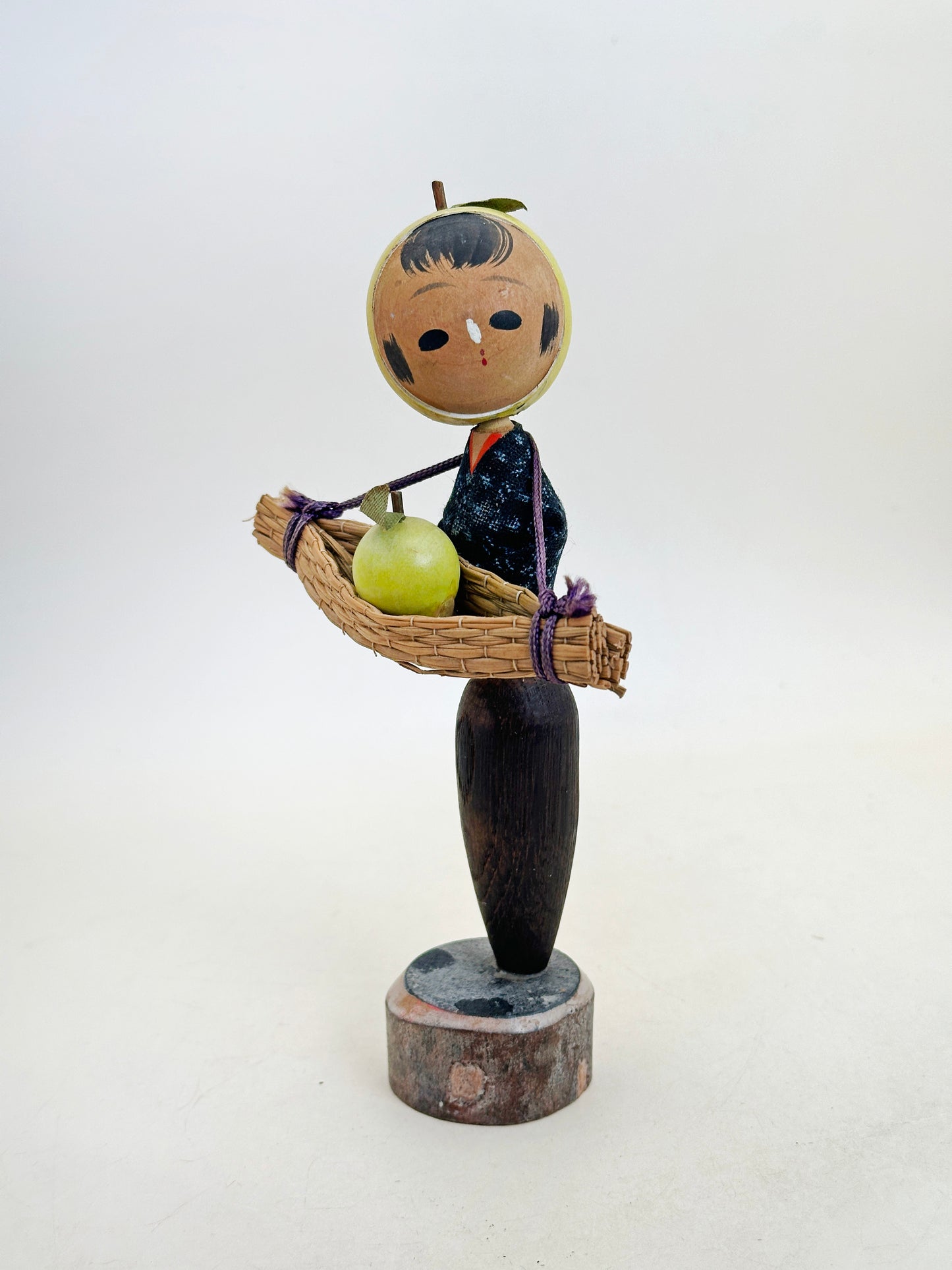 K15157 - Omiyage kokeshi from Aomori 青森