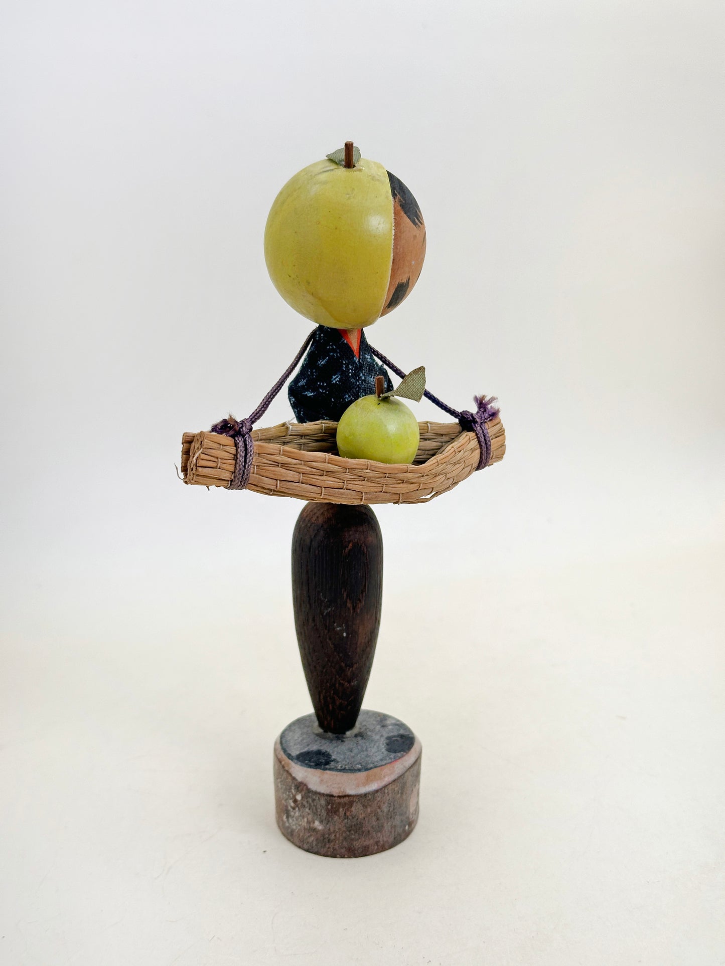 K15157 - Omiyage kokeshi from Aomori 青森