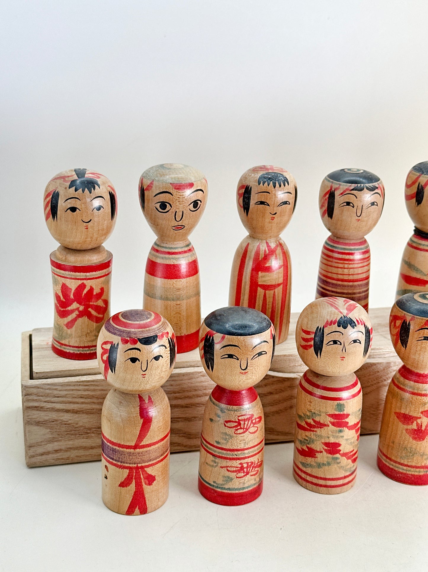 K10183 - Set de kokeshi traditionnelles Dento 伝統こけし