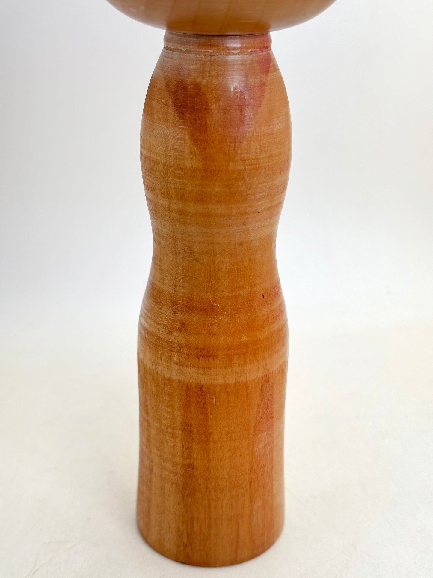 K25180 - Kokeshi Yajirō par Hisashiro Niiyama 新山久城