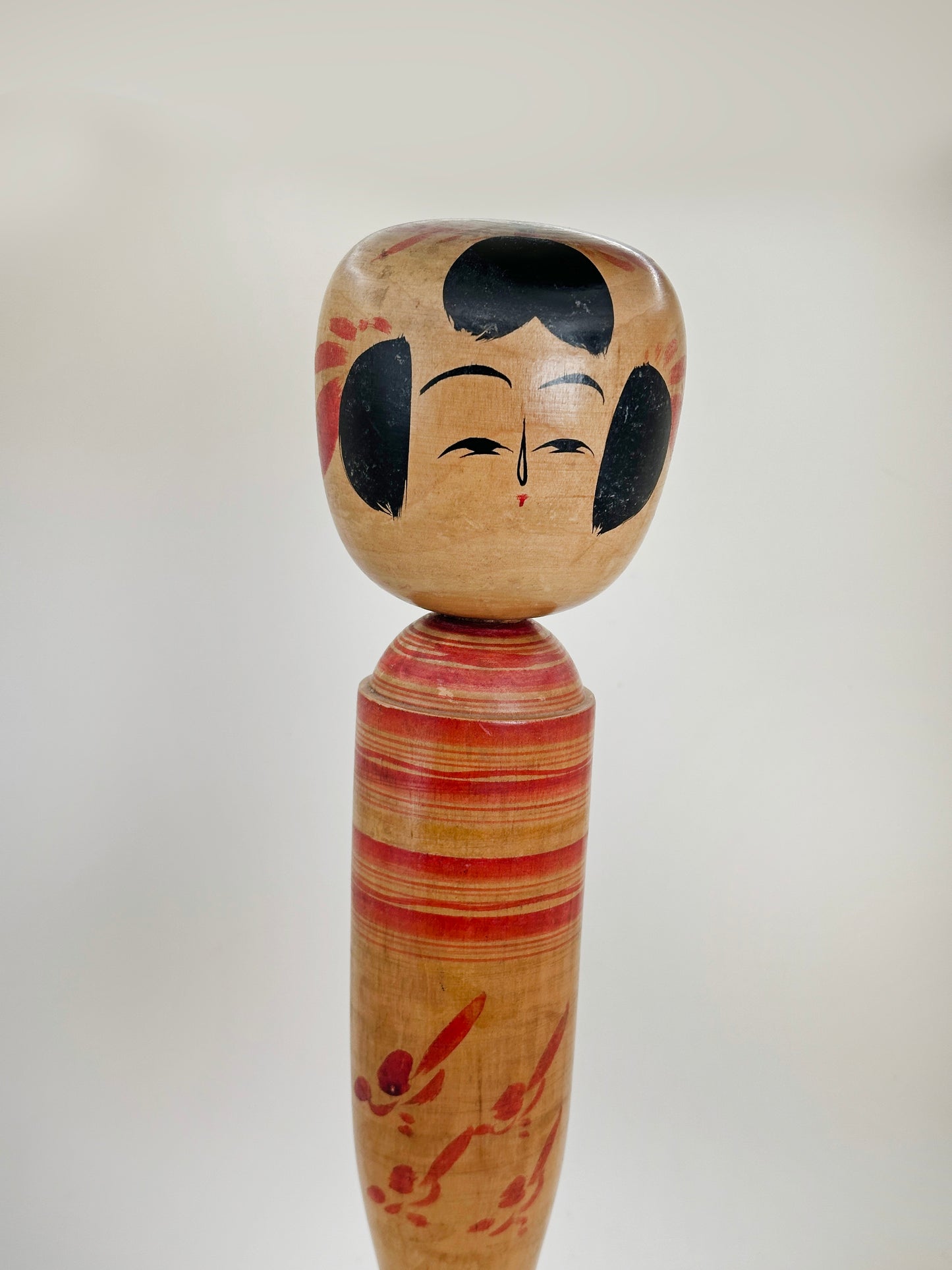 K30049 - Kokeshi traditionnelle Sakunami Kenjiro Hiraga 平賀謙次郎