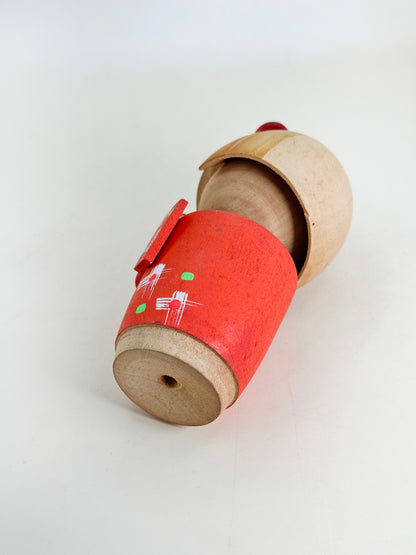 K15119 - Sosaku Kokeshi of Red Kosode 小袖