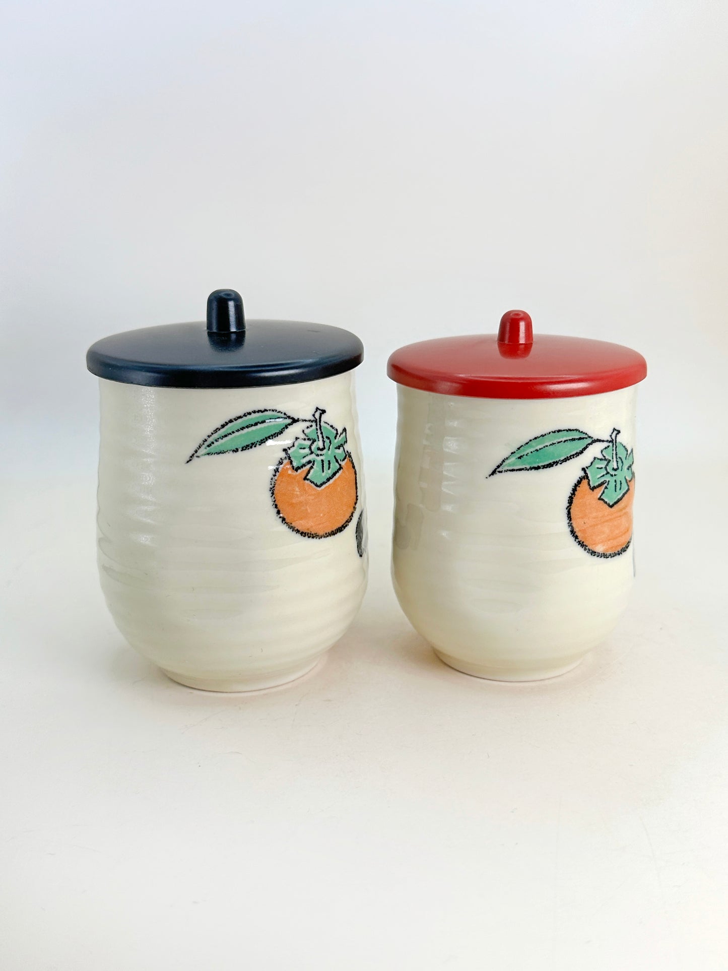 TB186 - Set of 2 Yunomi Tea Cups – Calligraphy by Aida Mitsuo