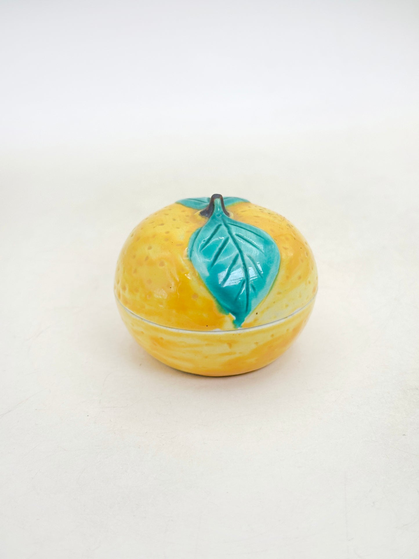 TC106 - Boîte Kogo Arita-yaki 有田焼