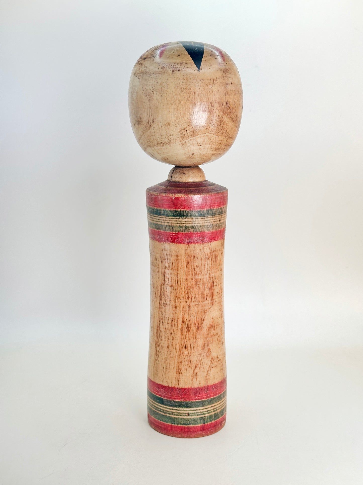 K25127 - Sosaku Shingata kokeshi by Atsumi Katsufusa 熱海勝房