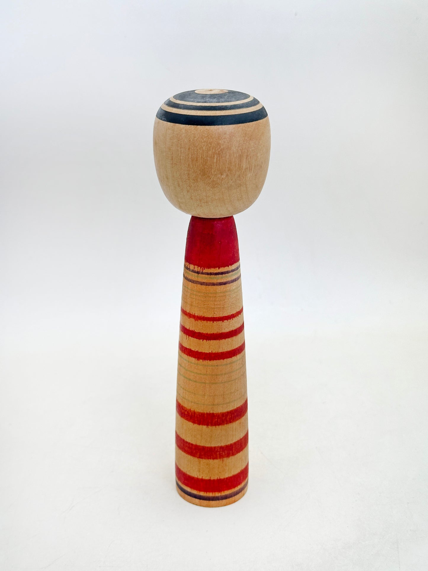 K18158 - Traditional Tsuchiyu Kokeshi by Kazue Abe 阿部計英