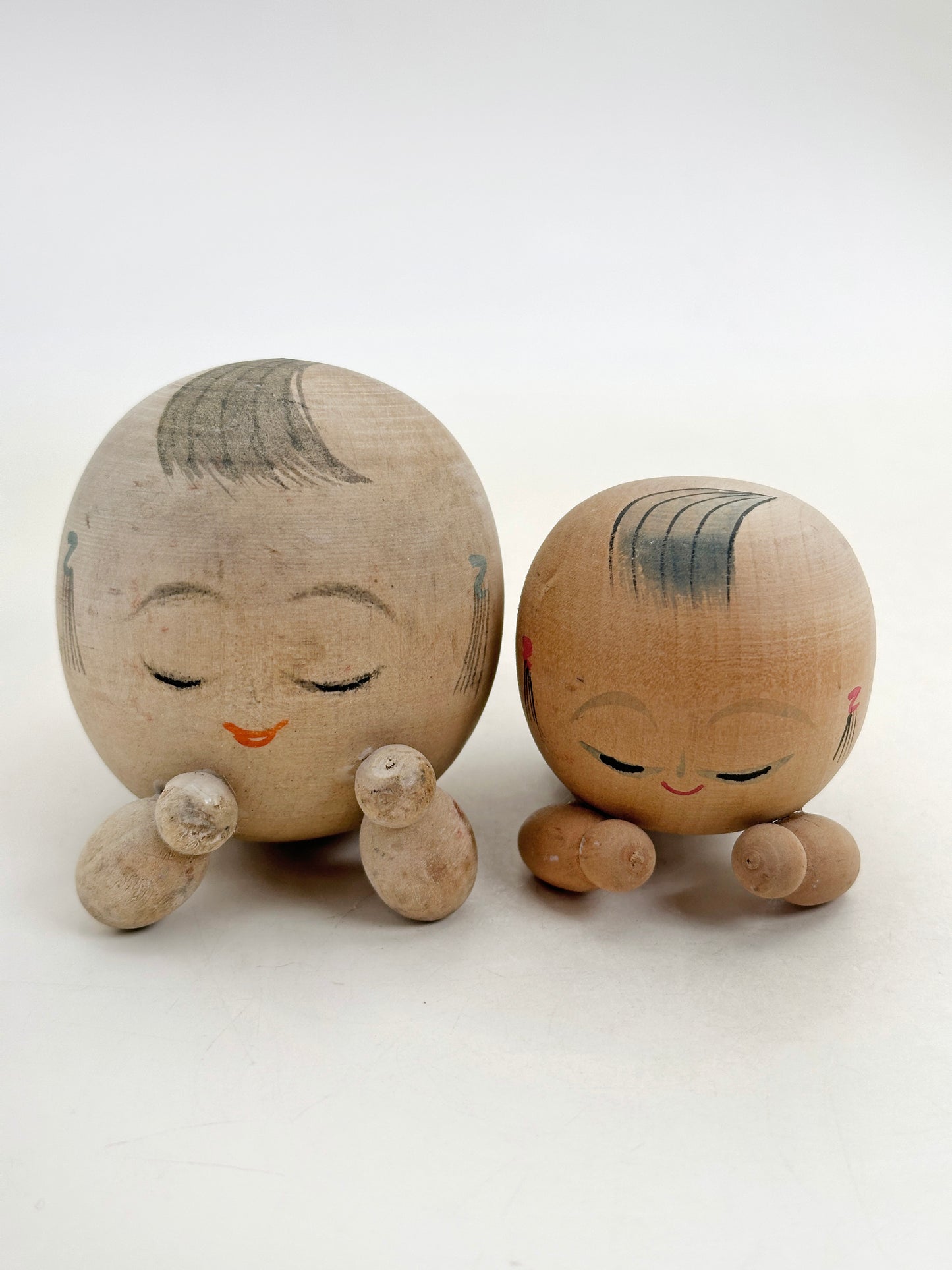K05070 - Omiyage Kokeshi from Hakone Onsen 箱根
