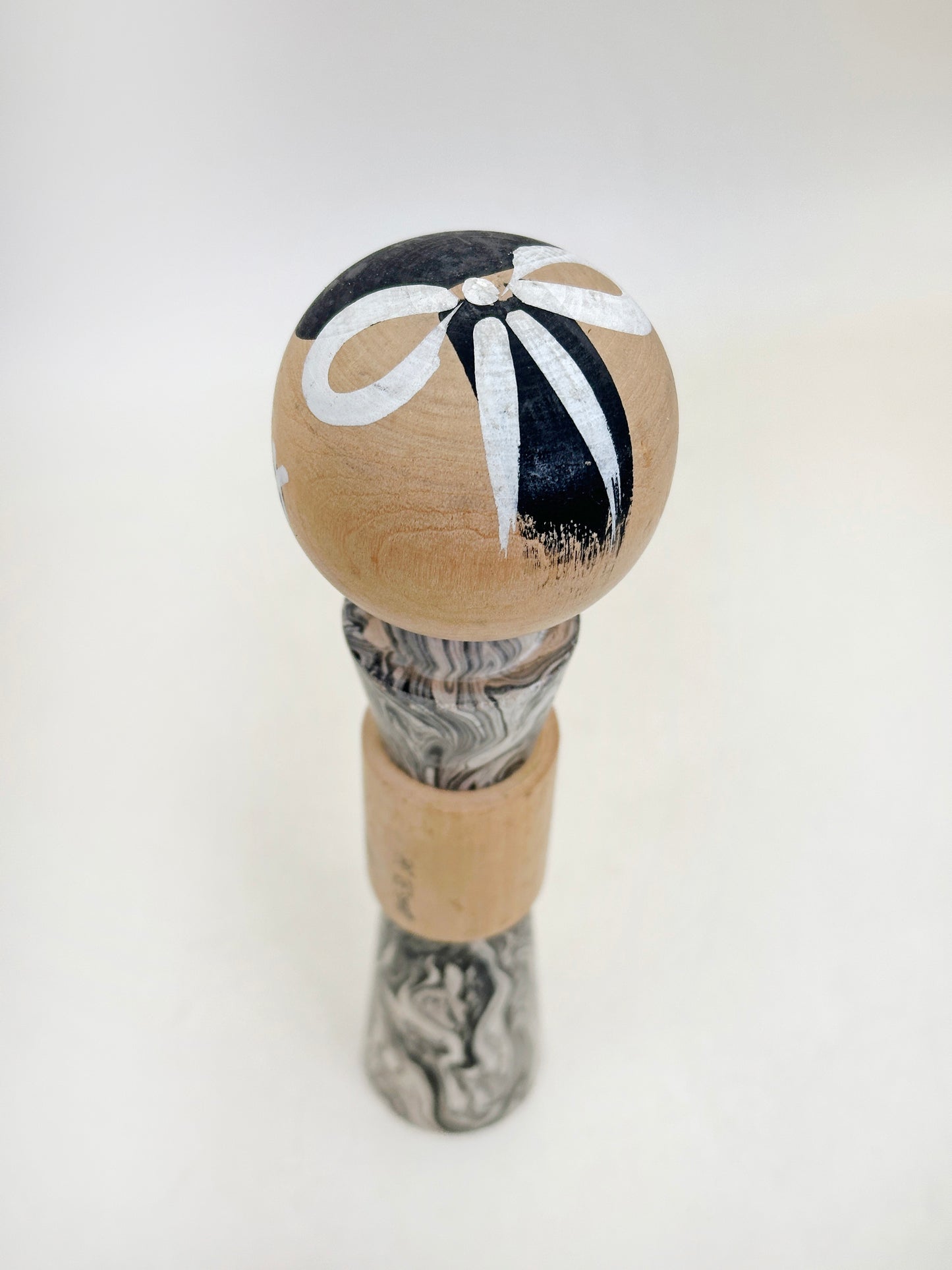 K18160 - Omiyage Kokeshi from Asama 浅間