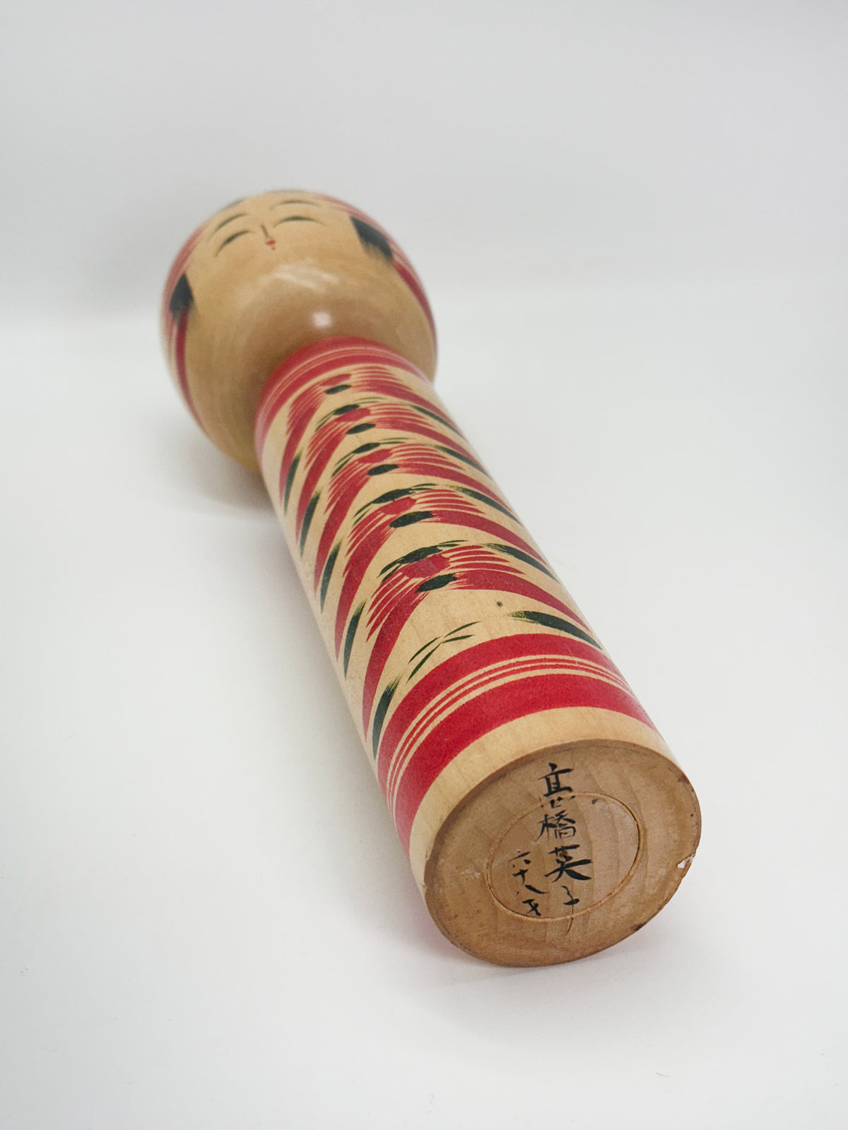 K35038 - Shingata Kokeshi by Hideko Takahashi 高橋英子