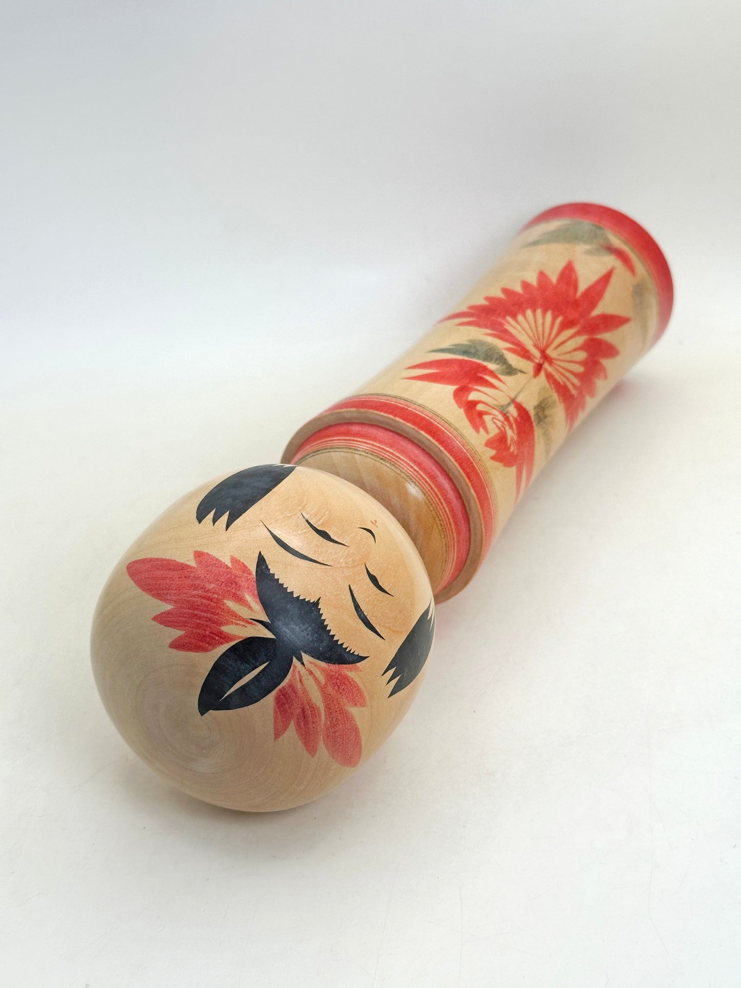 K25186 - Naruko Kokeshi by Suzuko Sato 佐藤すづ子