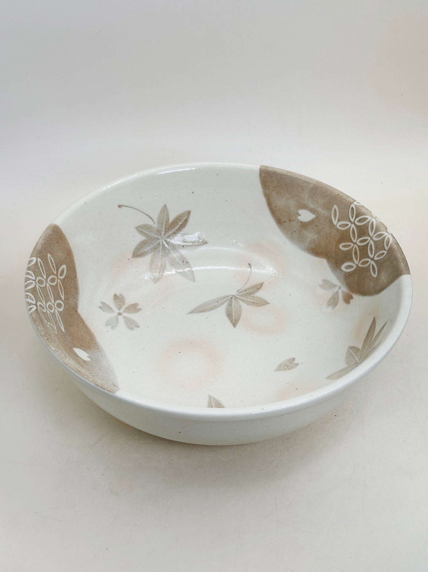 TB303 - Kashibachi Bowl of Tachikichi たち吉