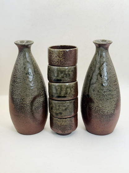 TB457 - Tamba Tachikui Ware Sake Set 立杭焼
