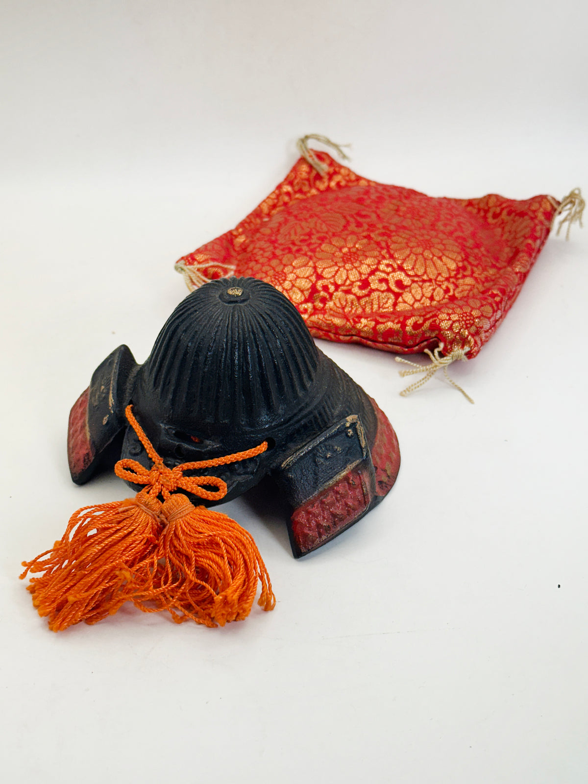 FT623 -  Cast Iron Samurai Helmet Ornament 兜