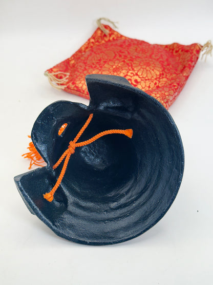 FT623 -  Cast Iron Samurai Helmet Ornament 兜