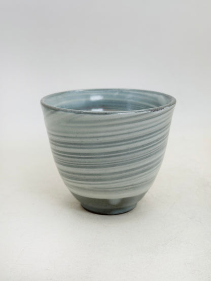TB304 - Hakeme Tea cup by Tachikichi たち吉