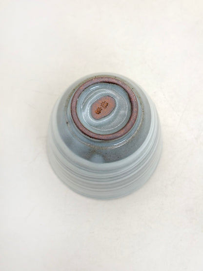 TB304 - Hakeme Tea cup by Tachikichi たち吉