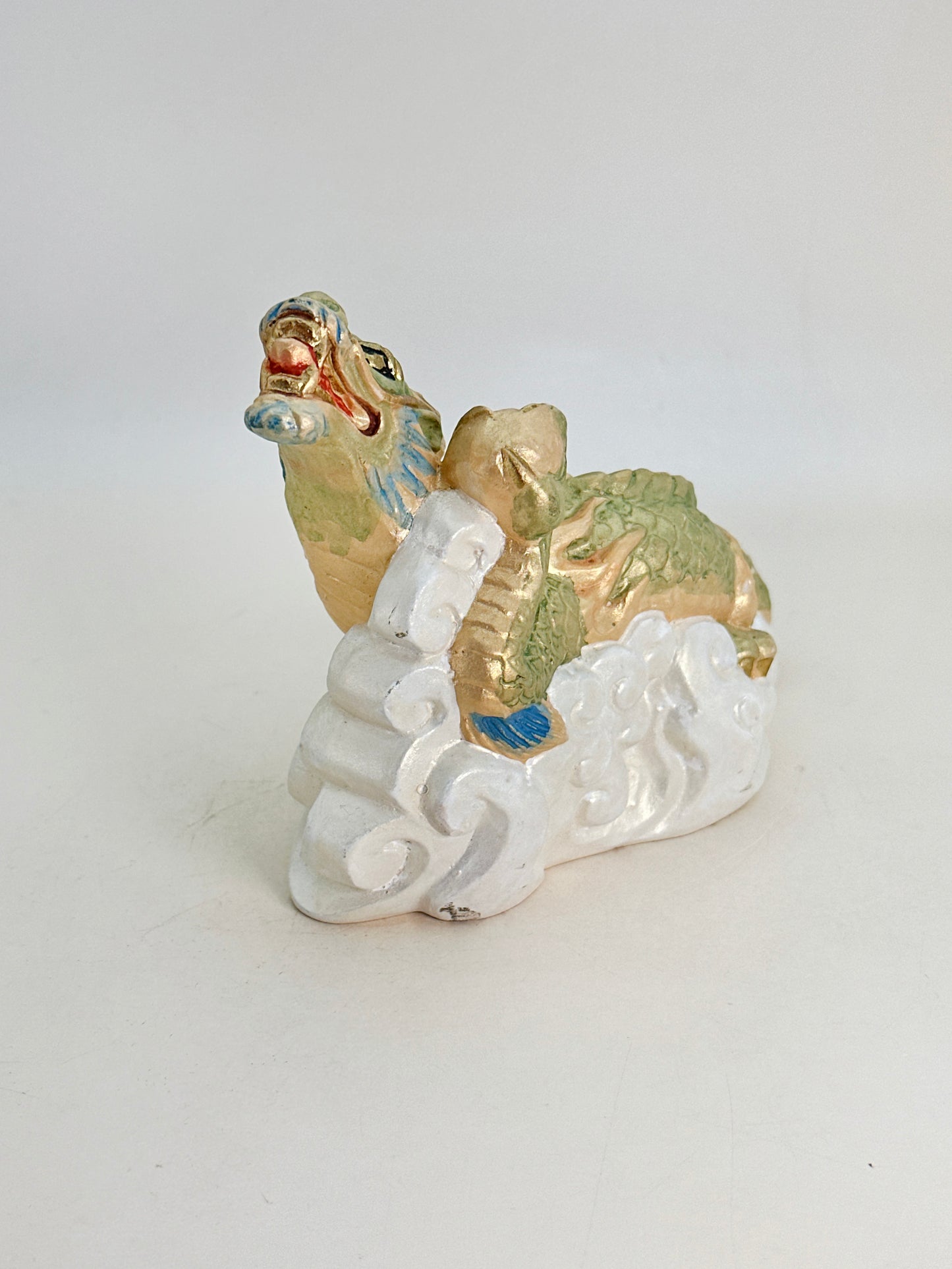 FT335 - Hakata Doll – Rising Dragon Figurine 寿昇龍