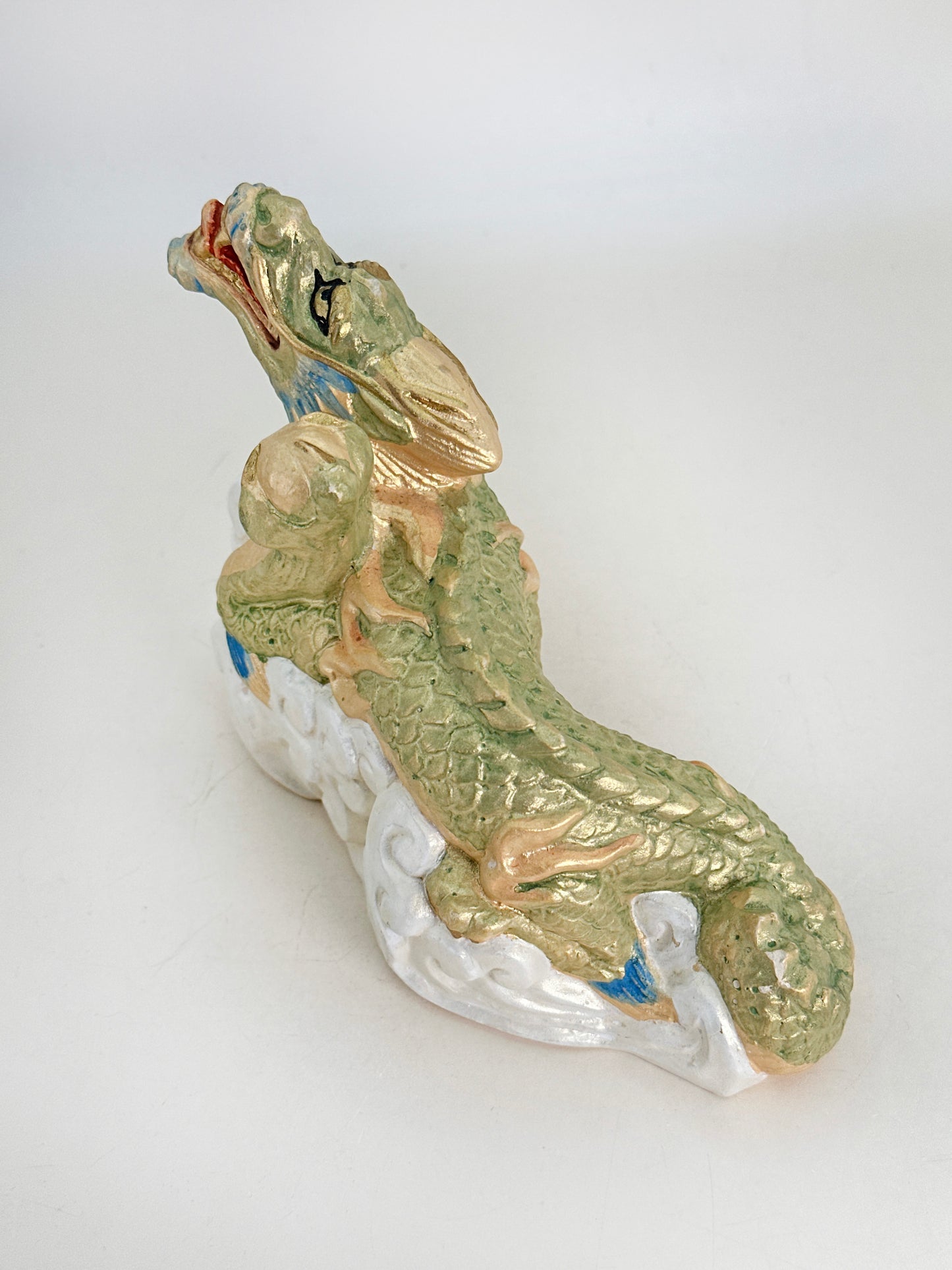 FT335 - Hakata Doll – Rising Dragon Figurine 寿昇龍