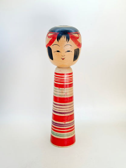 K25129 - Tsuchiyu kokeshi by Tokunaga Shinichi 徳永慎一