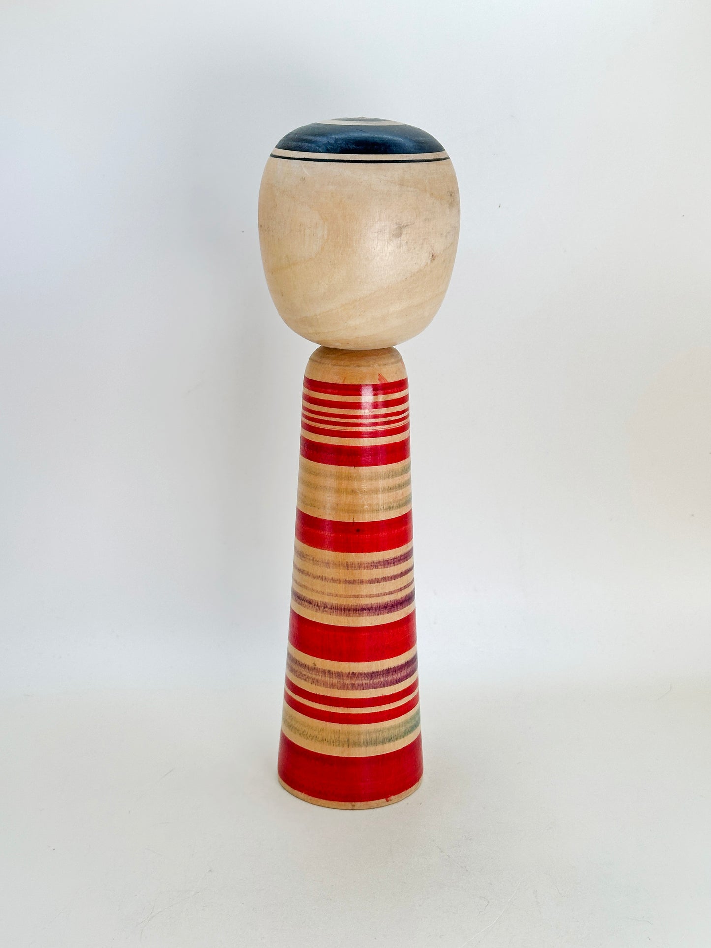 K25129 - Tsuchiyu kokeshi by Tokunaga Shinichi 徳永慎一