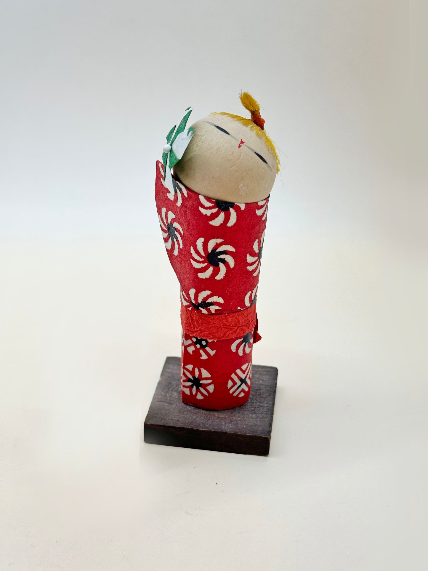 K10146 - Omiyage Washi Paper Kokeshi Doll 神童