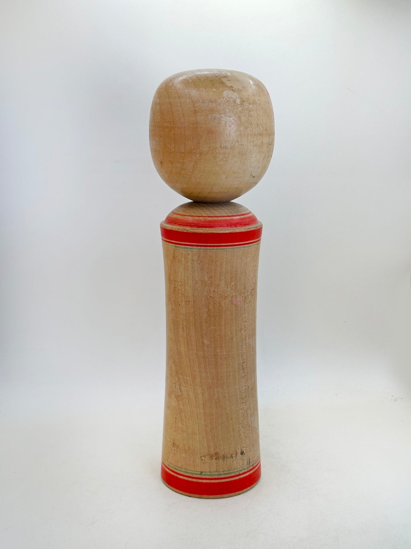 K25187 - Kokeshi Naruko par Jinji Okazaki 岡崎仁治