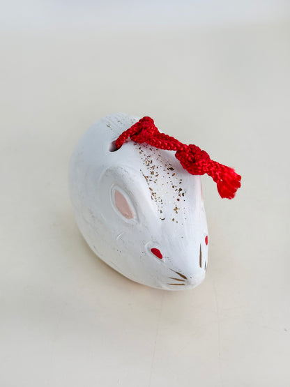 CB202 - Clochette Dorei en argile en forme de rat 子 (Fukuraku)