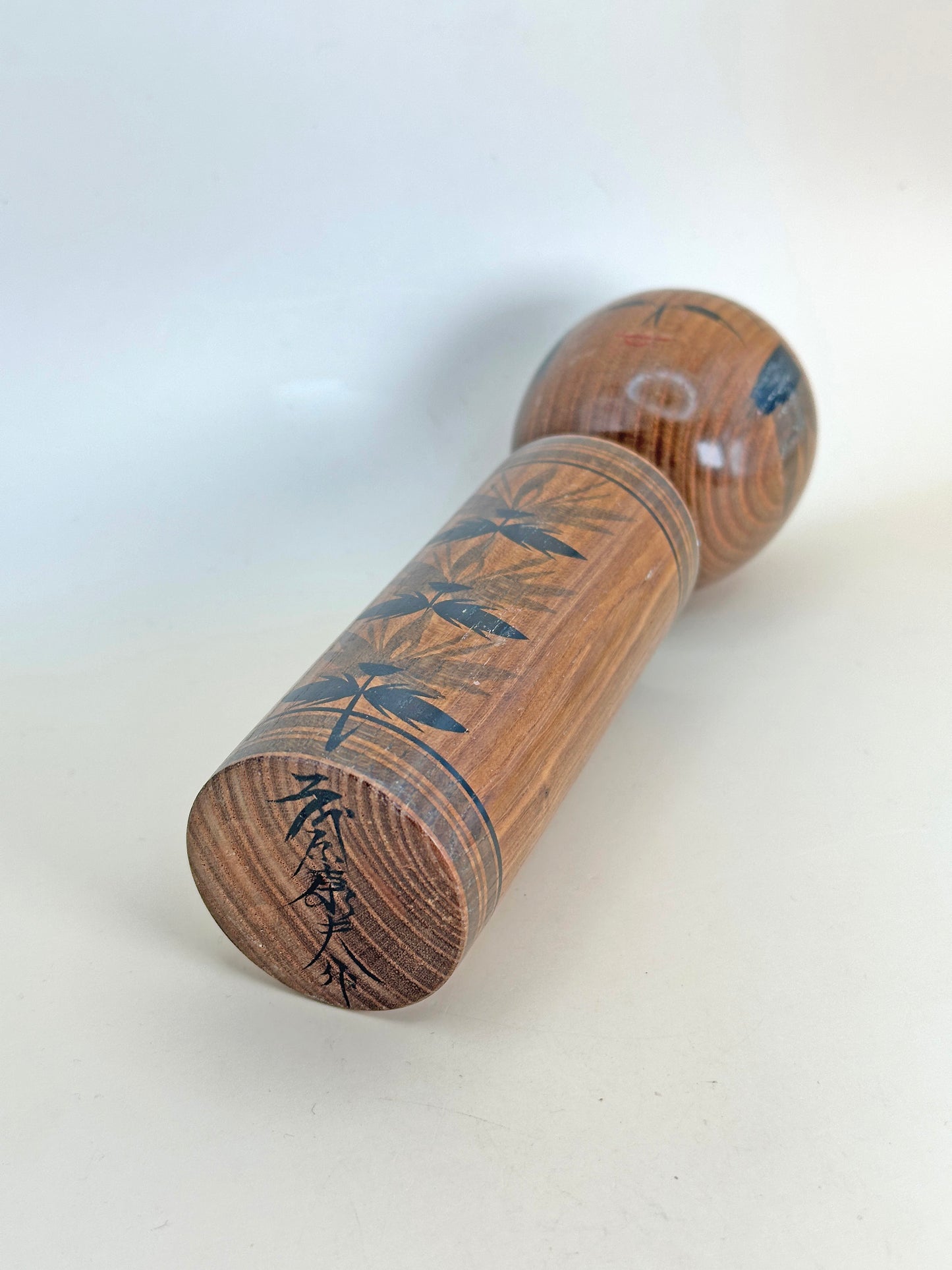 K18111 - Traditional Togatta kokeshi by Maehara Yasuo 前原康夫