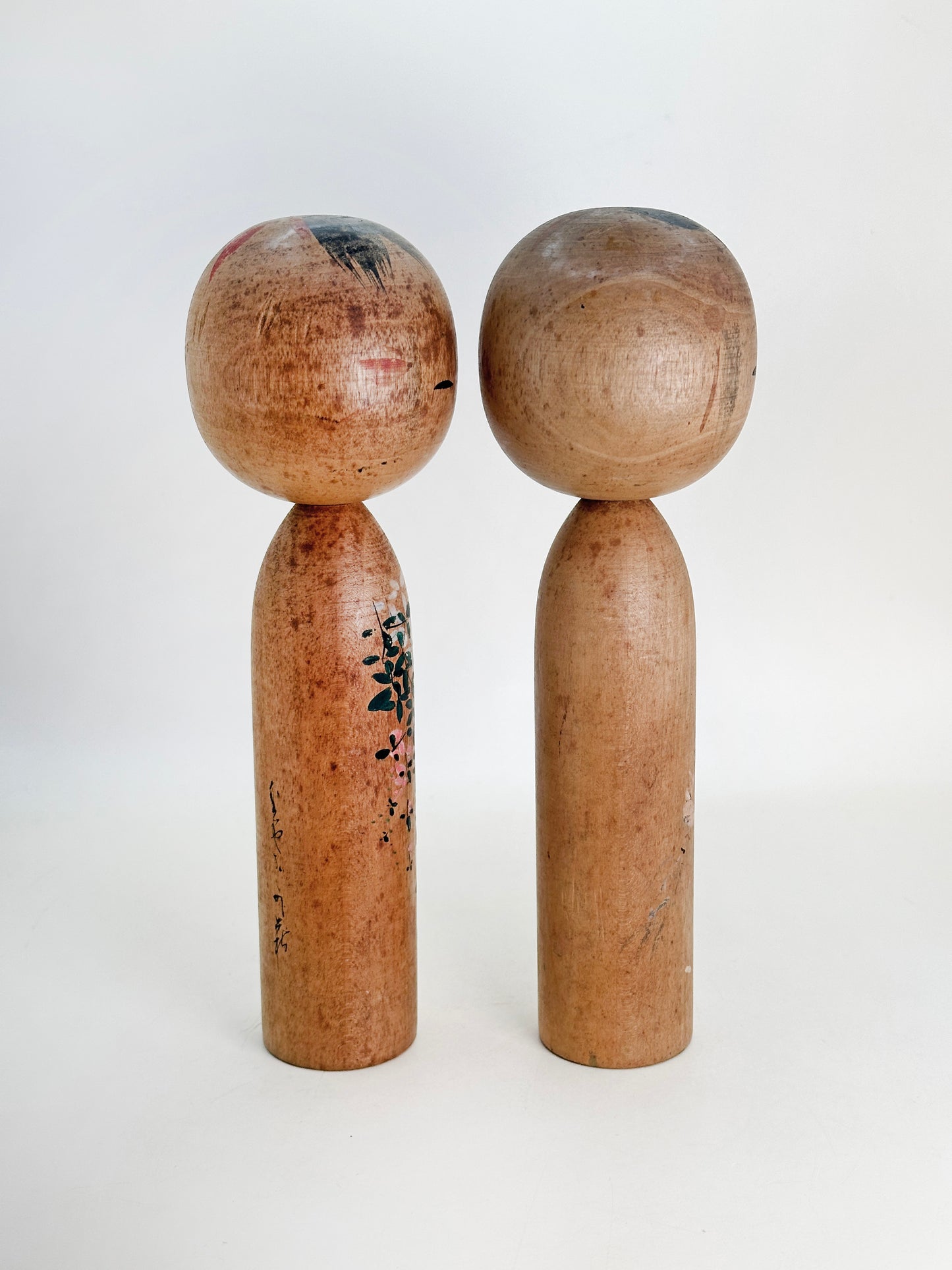 K20137 - Sosaku Shingata Kokeshi doll by Shunyo 春容