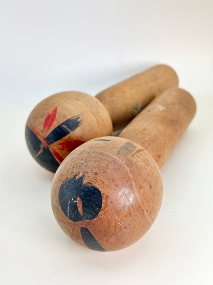 K20137 - Sosaku Shingata Kokeshi doll by Shunyo 春容