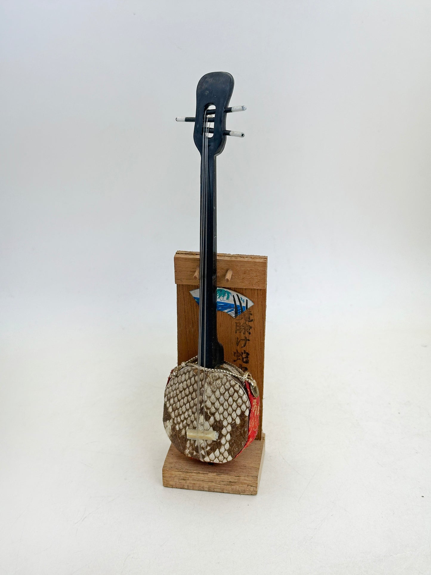 FT488 - Mayo-ke Shamise folk craft 三味線