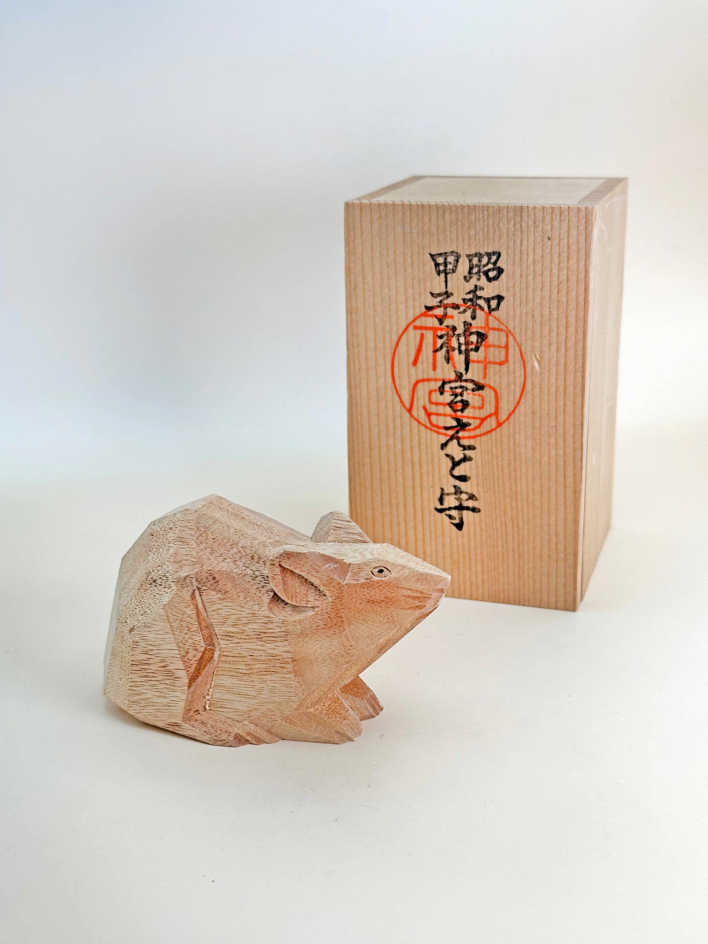 FT228 - Wood Carving Zodiac Mouse of Ise Jingū 伊勢神宮