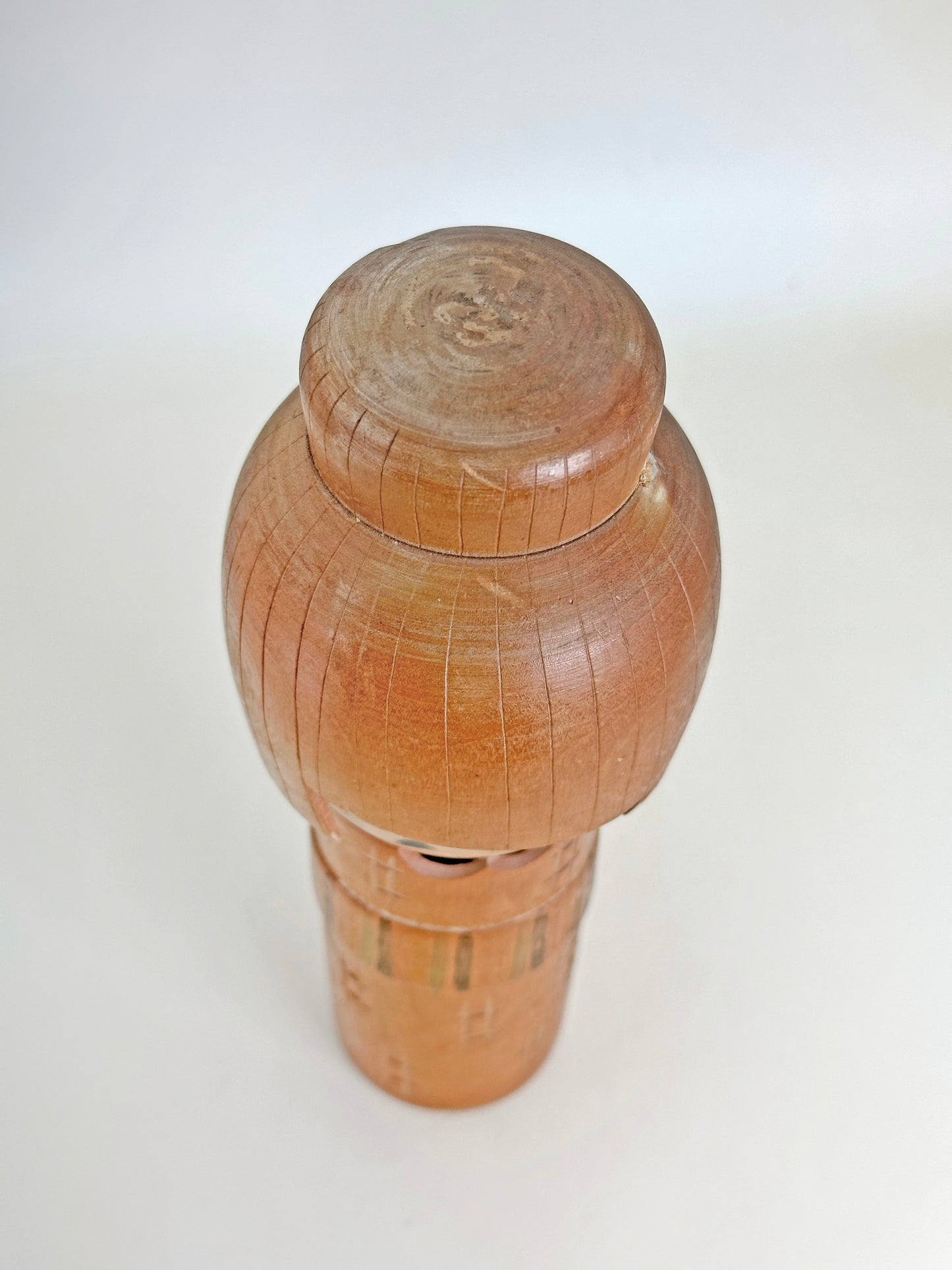 K18115 - Sosaku Kokeshi by Yamagishi Umeyoshi 山岸梅好