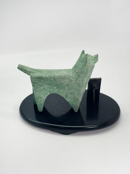 FT635 - Vintage cast iron dog by Sotaro Saegusa 三枝惣太郎