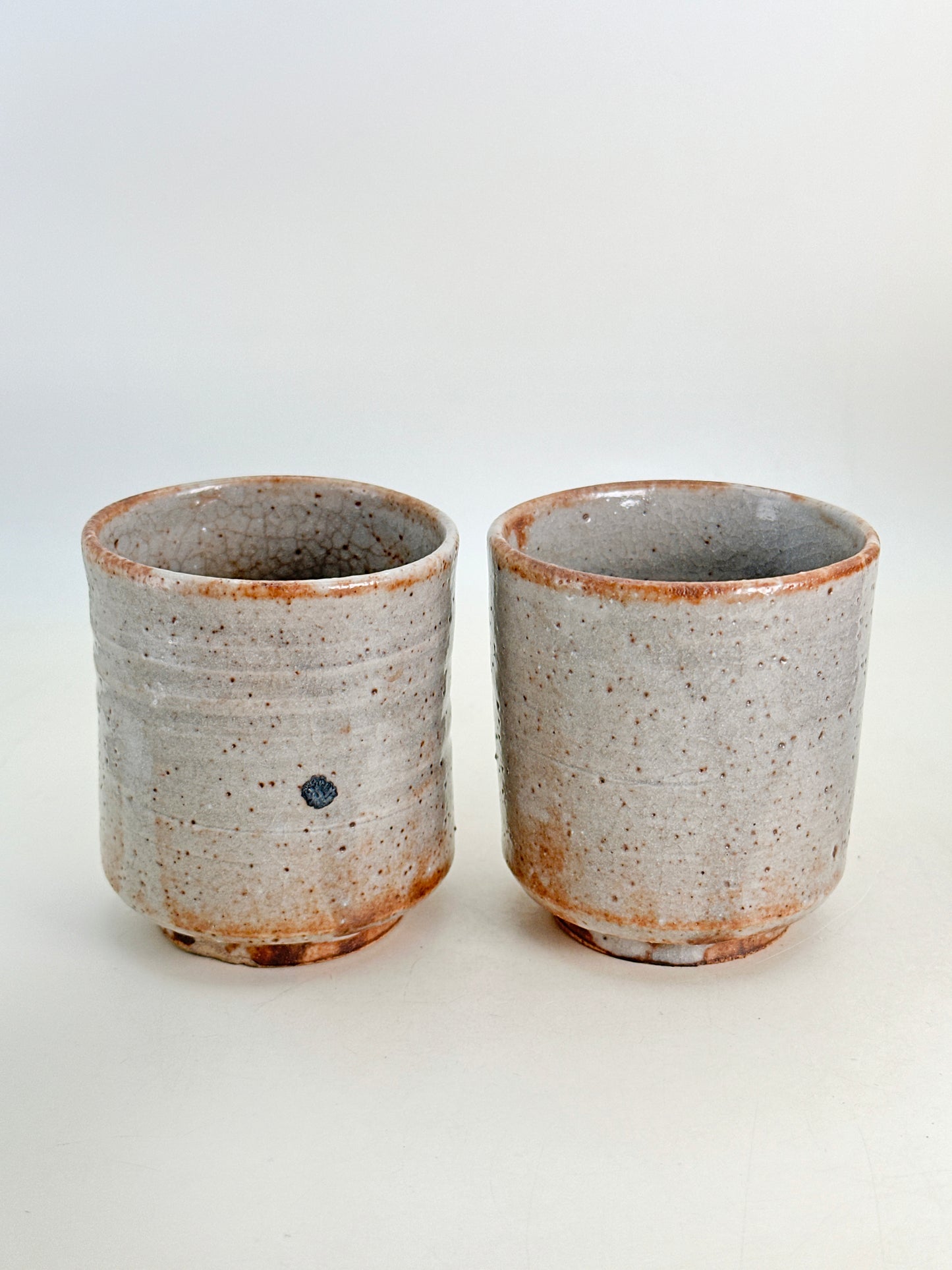 TB200 - Tasses à thé Yunomi Karatsu-yaki 唐津焼