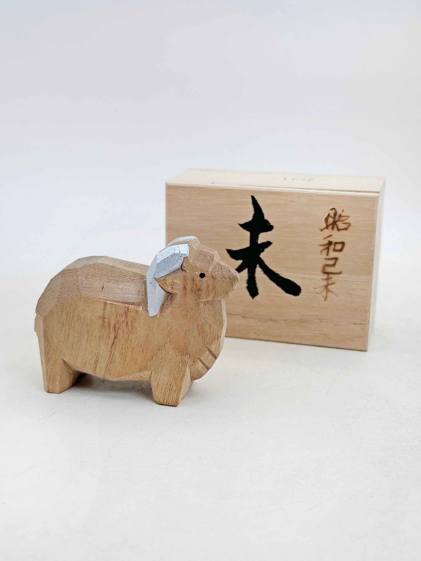 FT486 - Woodcarving figurine from Kasuga Taisha 春日大社